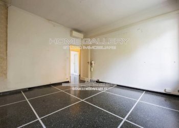 Stanza non arredata - Trilocale viale Virginia Centurione Bracelli, 7, Genova (zona Marassi) - foto 18
