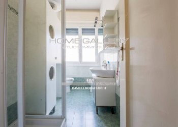 Bagno - Trilocale viale Virginia Centurione Bracelli, 7, Genova (zona Marassi) - foto 19