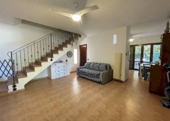 Soggiorno - Quadrilocale viale Spalato, Ravenna (zona Marina di Ravenna) - foto 3