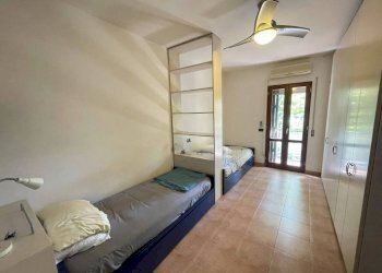 Camera da letto - Quadrilocale viale Spalato, Ravenna (zona Marina di Ravenna) - foto 29