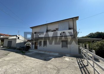 Casa all\'aperto - Quadrilocale via caldarelli
 
39, San Giovanni Teatino - foto 6