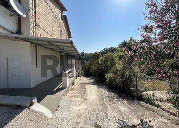 Casa all\'aperto - Quadrilocale via caldarelli
 
39, San Giovanni Teatino - foto 28