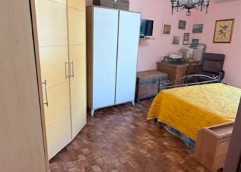 Camera da letto - Bilocale via Andrea Costa, 5, Sesto San Giovanni - foto 11