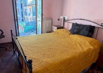 Camera da letto - Bilocale via Andrea Costa, 5, Sesto San Giovanni - foto 12