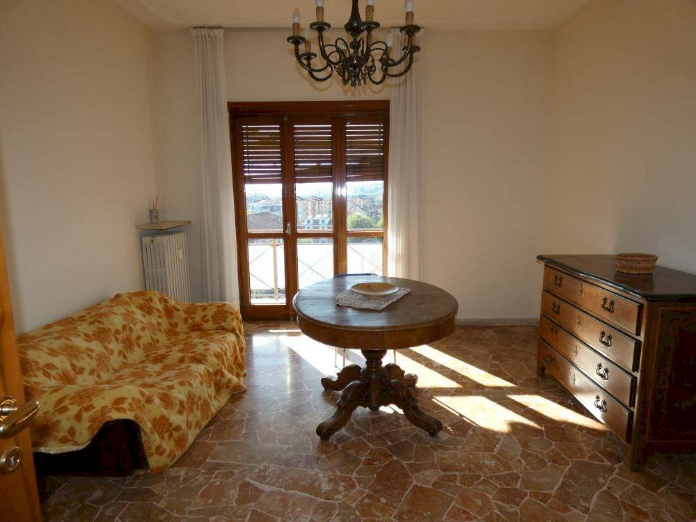 Salone - Four-room apartment piazza Guglielmo Marconi, Alba - photo 1
