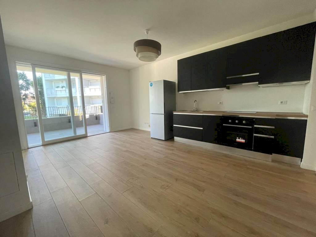 Cucina - Trilocale via della Gallarana, 59, Monza (zona Libertà) - foto 2