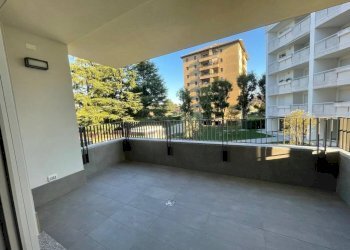 Terrazzo - Three-room apartment via della Gallarana, 59, Monza (neighborhood Libertà) - photo 3