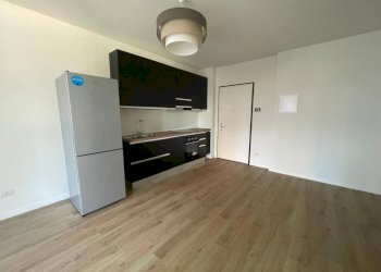 Cucina - Three-room apartment via della Gallarana, 59, Monza (neighborhood Libertà) - photo 4