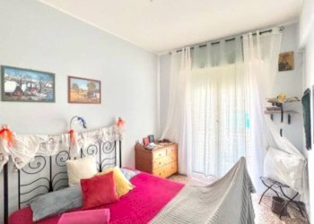 Camera da letto - Quadrilocale via Mogadiscio, Genova (zona Molassana) - foto 13
