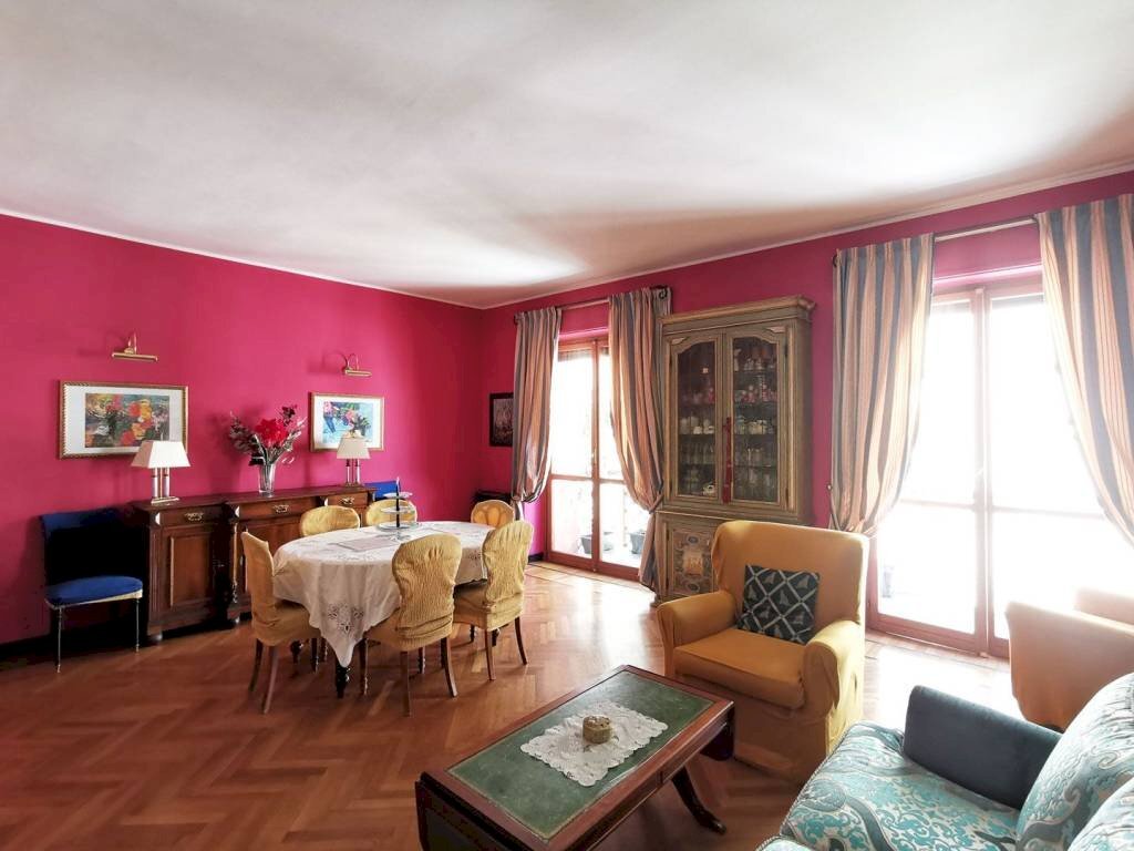 Salone - Apartment corso Rodolfo Montevecchio, 62, Torino (neighborhood Crocetta) - photo 3
