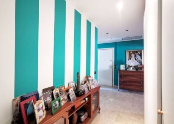Ingresso - Apartment corso Rodolfo Montevecchio, 62, Torino (neighborhood Crocetta) - photo 15