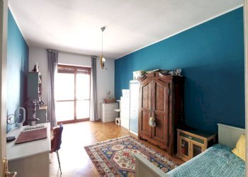 Camera da letto - Apartment corso Rodolfo Montevecchio, 62, Torino (neighborhood Crocetta) - photo 26