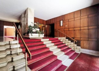 Interno palazzo - Apartment corso Rodolfo Montevecchio, 62, Torino (neighborhood Crocetta) - photo 45