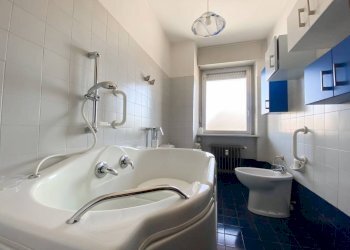 Bagno - Appartamento Cuneo (zona Donatello) - foto 18