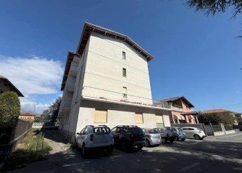 Facciata - Appartamento via Giacomo Matteotti, 7, Sandigliano - foto 3