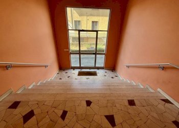 Interno palazzo - Appartamento via Giacomo Matteotti, 7, Sandigliano - foto 5