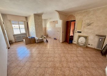 Soggiorno - Appartamento via Giacomo Matteotti, 7, Sandigliano - foto 8