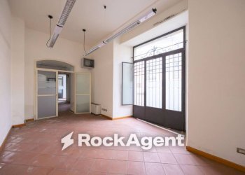 Magazzino - Negozio piazzetta Spirito Santo, Pistoia - foto 19
