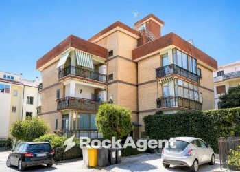 Facciata - Trilocale via delle Colonie, 83, Santa Marinella - foto 30