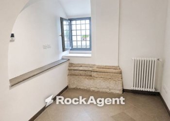 Interno palazzo - Appartamento Roma (zona Centro Storico) - foto 9