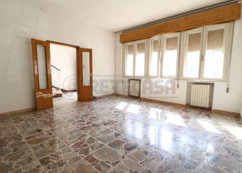 6_Soggiorno - Villa a Schiera Via E. Curiel 5, Bondeno - foto 6