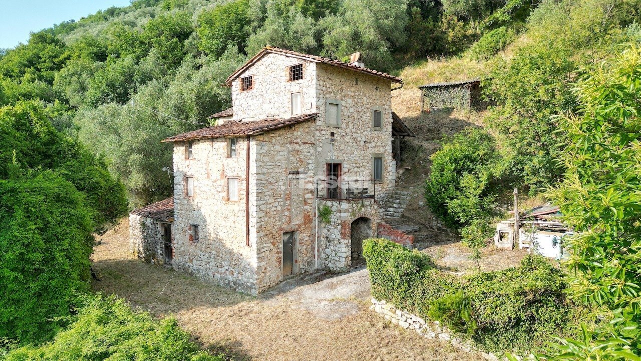 vendesi rustico con podere lucca colline DJI_0527 - Casale Domazzano 8, Borgo a Mozzano - photo 2