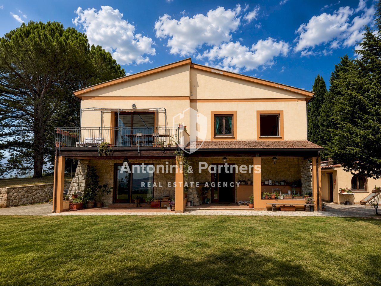 casale-poggio-del-merlo-san-venanzo-umbria-facciat - Casale Località Canonica, Todi - photo 3
