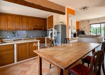 casale-poggio-del-merlo-san-venanzo-umbria-cucina- - Casale Località Canonica, Todi - photo 10