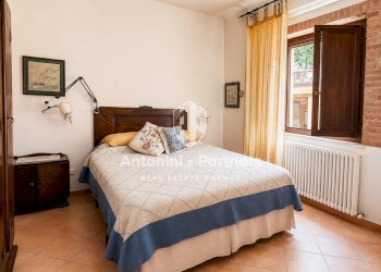 casale-poggio-del-merlo-san-venanzo-umbria-camera- - Casale Località Canonica, Todi - photo 14