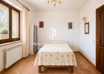 casale-poggio-del-merlo-san-venanzo-umbria-camera- - Casale Località Canonica, Todi - photo 19