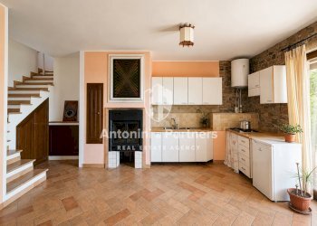 casale-poggio-del-merlo-san-venanzo-umbria-cucina- - Casale Località Canonica, Todi - photo 28