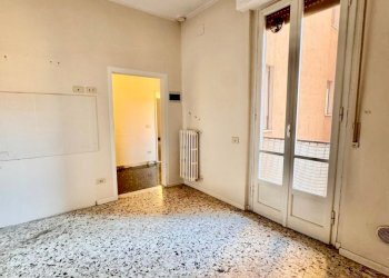 WhatsApp Image 2026-09-08 at 09.58.45 (6) - Four-room apartment Via Giovanni Targioni Tozzetti, Firenze (neighborhood Santa Maria Novella) - photo 6