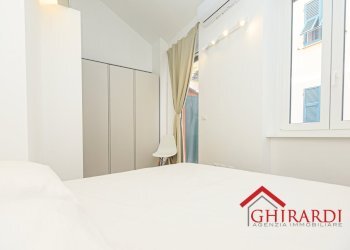 5.4 CAMERA 2 - Appartamento Via Ursone da Sestri 10, Genova (zona Sestri Ponente) - foto 18