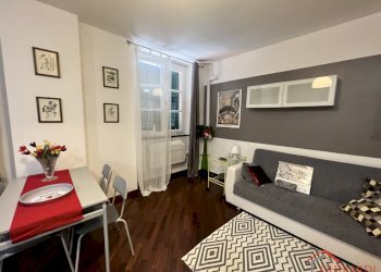 1.1 soggiorno.jpg - Appartamento VIA F. E. BOTTINO 47, Genova (zona Sestri Ponente) - foto 2