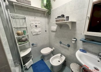 5.0 bagno.jpg - Appartamento VIA F. E. BOTTINO 47, Genova (zona Sestri Ponente) - foto 11