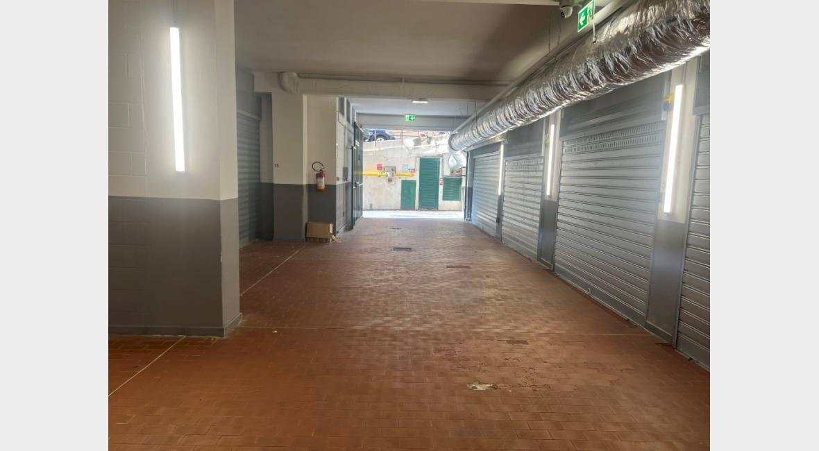 Posto Auto Genova - foto 2