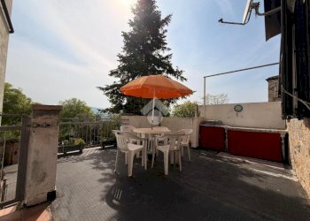 Porzione di casa Via della Rocca, Valsamoggia (zona Modena Est) - foto 1