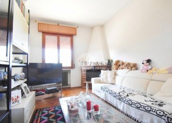 Four-room apartment unifamiliare via celletta dell'olio, Santarcangelo di Romagna - photo 9