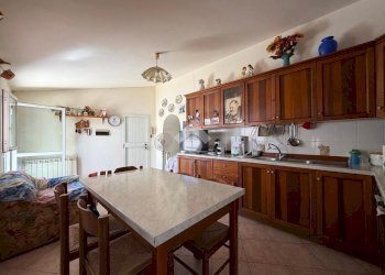 Four-room apartment Via S. Dalmazzo, Taggia - photo 6