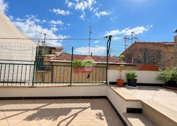 Four-room apartment Via S. Dalmazzo, Taggia - photo 10