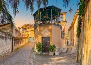 Villa Trifamiliare Via al Castello, Rivoli - foto 1
