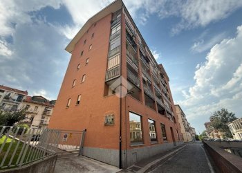 Box Via Saint Bon, Torino (zona Aurora) - foto 1