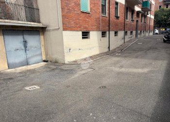 Box Via Bertini, Bologna (zona San Donato) - foto 1