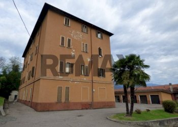 Edificio all\'aperto - Trilocale via stehli
 
8, Germignaga - foto 15