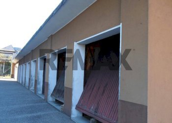 Edificio all\'aperto - Trilocale via stehli
 
8, Germignaga - foto 16