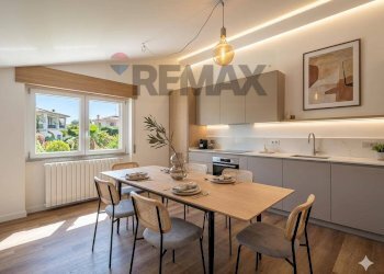 Sala da pranzo - Villa a Schiera via Indipendenza
 
22, Venegono Superiore - foto 3