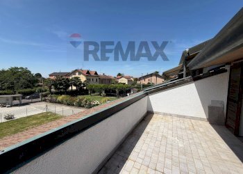 Terrazza - Villa a Schiera via Indipendenza
 
22, Venegono Superiore - foto 9