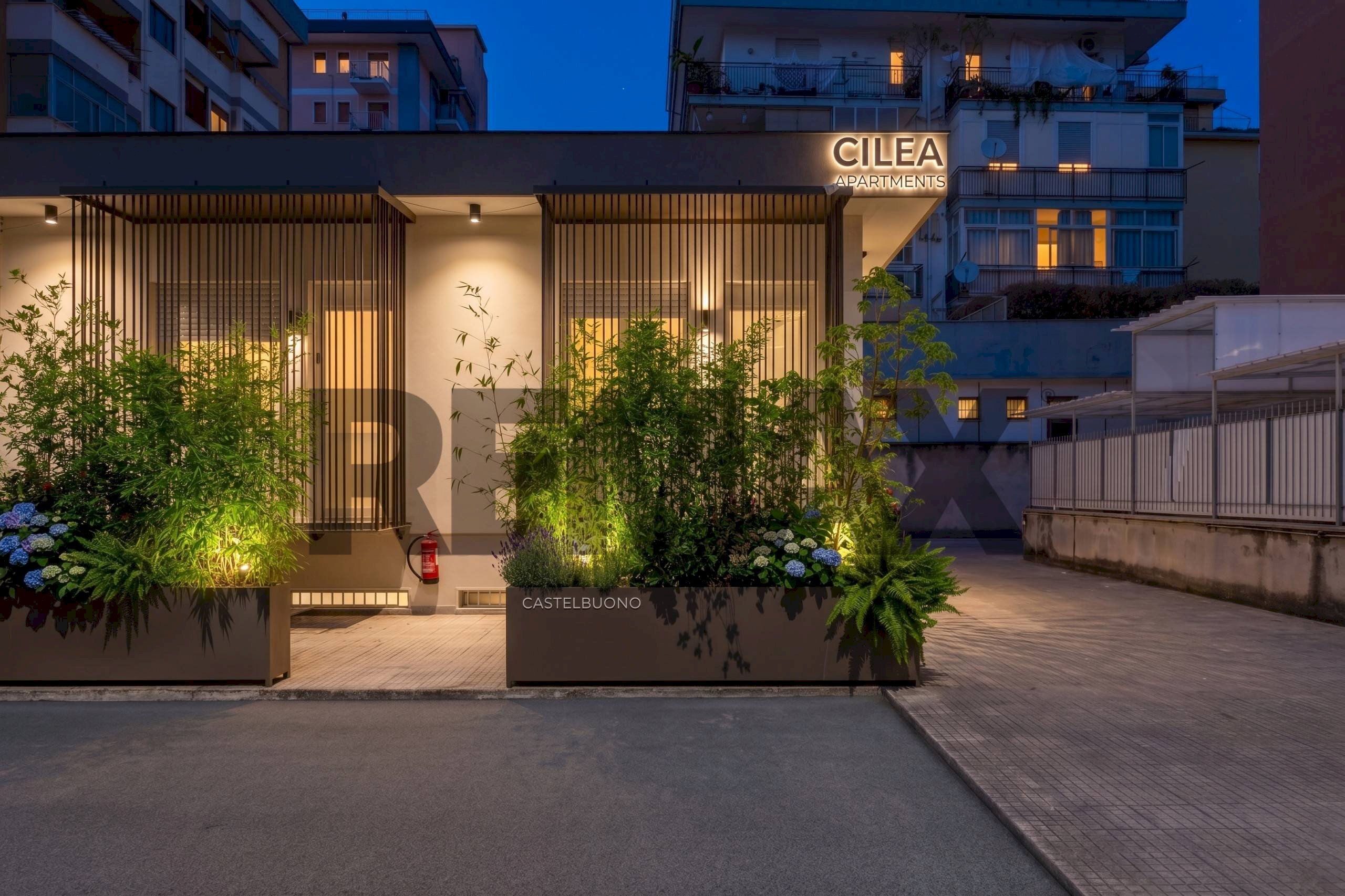 Edificio all\'aperto - Bilocale Via Cilea
 
84, Palermo - foto 1