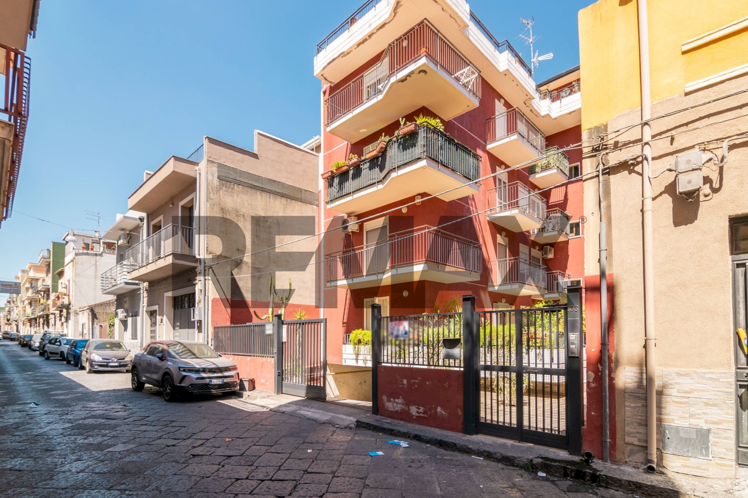 Edificio all\'aperto - Appartamento Via Archimede
106, Misterbianco - foto 2
