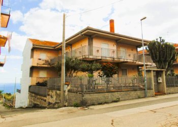 Casa all\'aperto - Villa VIA FILIPPO MEDA
 
77, Giarre - foto 4
